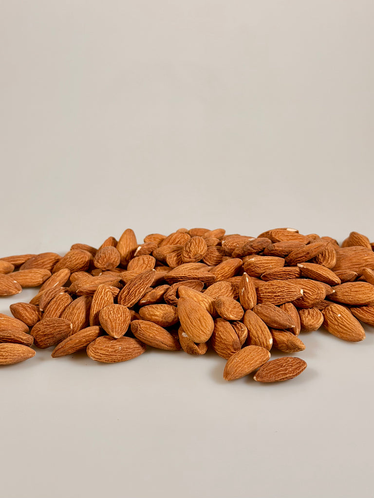 İri Badem (Kavrulmamış) 800gr.